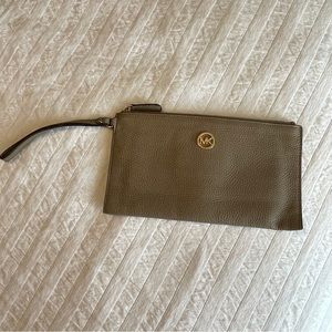 Michael Kors Wristlet Clutch